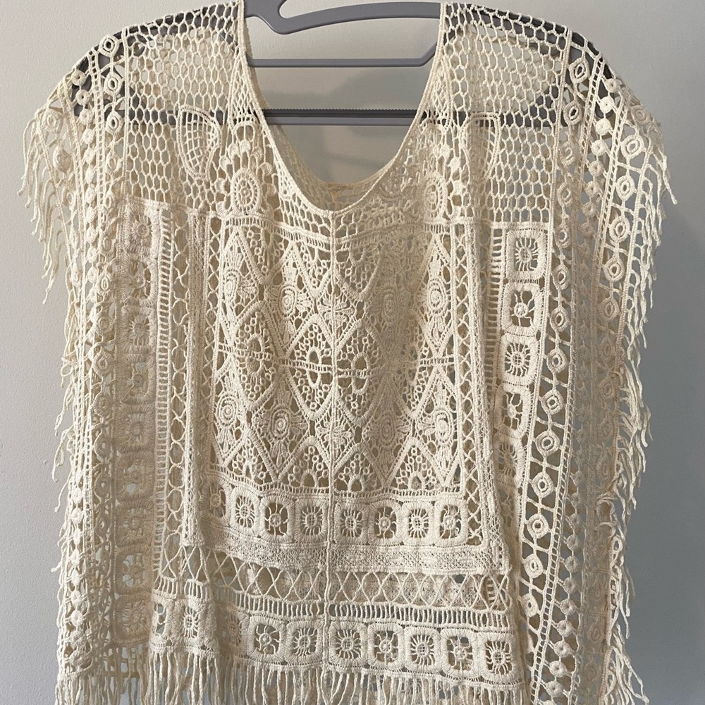 Cream Cropped Crochet Blouse with Relaxed Fit